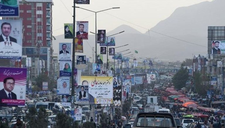 شوارع العاصمة الأفغانية ممتلئة بلافتات الدعاية الانتخابية