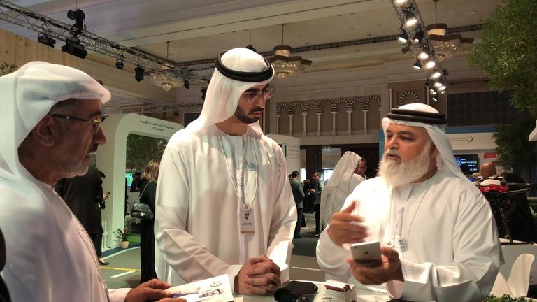 عمر سلطان العلماء وزيرة الدولة الإماراتي للذكاء الاصطناعي