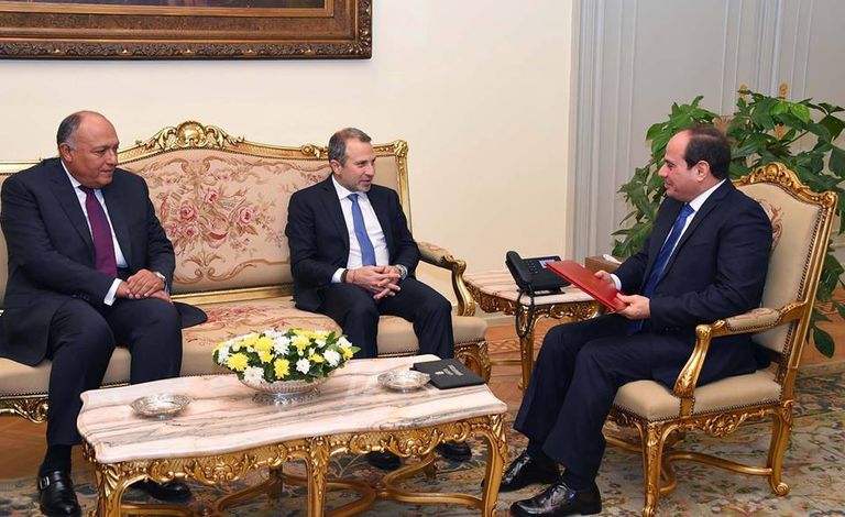 الرئيس المصري عبدالفتاح السيسي ووزير خارجية لبنان جبران باسيل ووزير خارجية مصر سامح شكري الرئيس المصري عبدالفتاح السيسي ووزير خارجية لبنان جبران باسيل