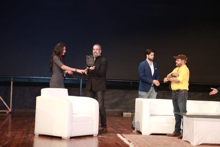 تكريم محمد هنيدي في الجامعة الأمريكية