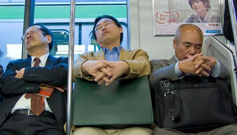 شركة يابانية تكافئ موظفيها على النوم الجيد