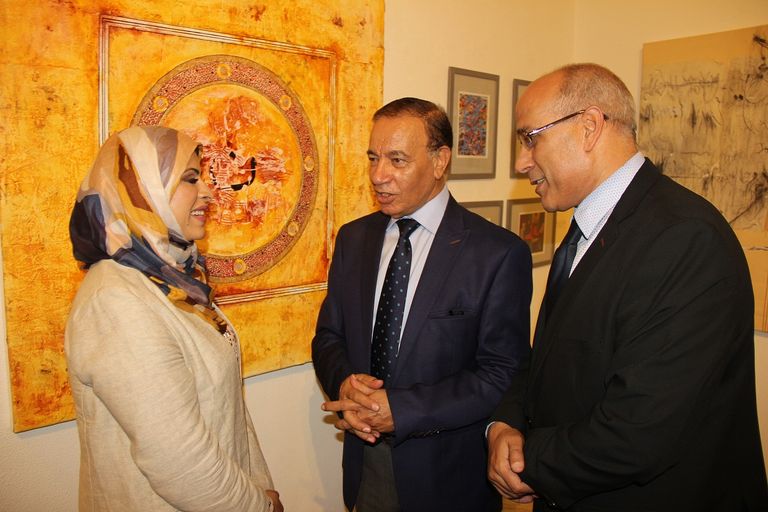 وزيرة الثقافة المصرية تفتتح ملتقى القاهرة الدولي لفنون الخط العربي