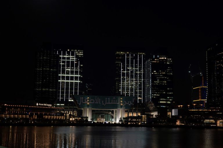 أدنوك وأبوظبي للأوراق يحتفيان باليوم العالمي لمكافحة شلل الأطفال