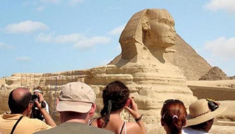 سياح أجانب في مصر - أرشيفية