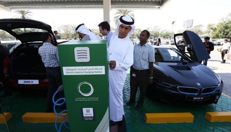 ٢٠٠ محطة شحن سيارات كهربائية في دبي