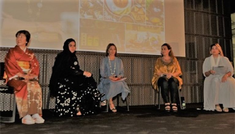 نورة بنت محمد الكعبي وزيرة الثقافة وتنمية المعرفة الإماراتية