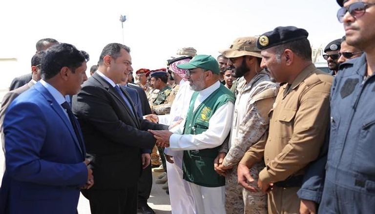 رئيس الوزراء اليمني خلال زيارته إلى المهرة - أرشيفية