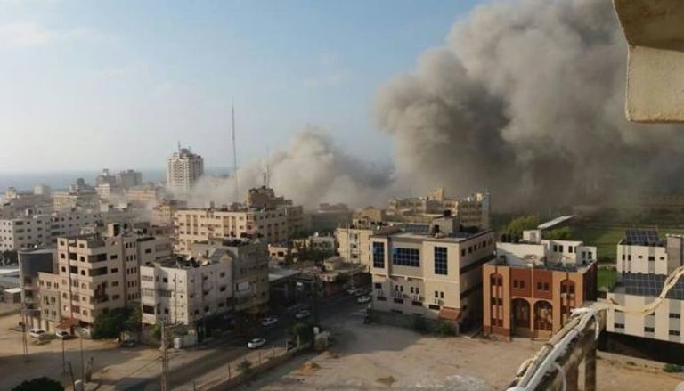 غارات إسرائيلية على قطاع غزة الرئيس الفلسطيني محمود عباس - أرشيفية