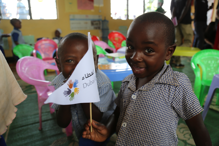 "دبي العطاء" تدعم التعليم في رواندا