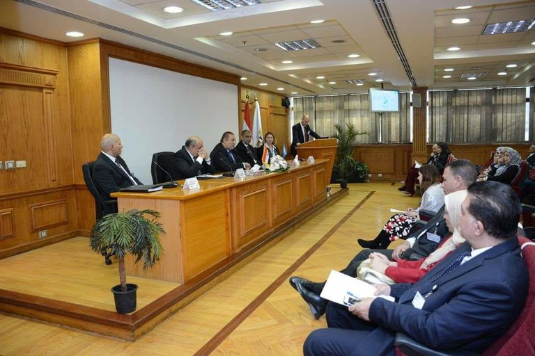 جانب من الاجتماع 