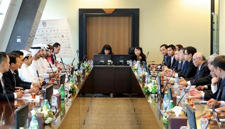 اجتماع مشترك بين وزارة الاقتصاد الإماراتية ووفد فيتنام 