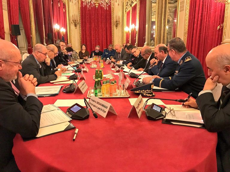 لجنة الحوار الاستراتيجي بين البلدين توقيع الاتفاقية بين وزير الخارجية الجزائري والاقتصاد الفرنسي