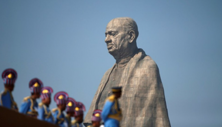 الهند تدشن أطول تمثال في العالم