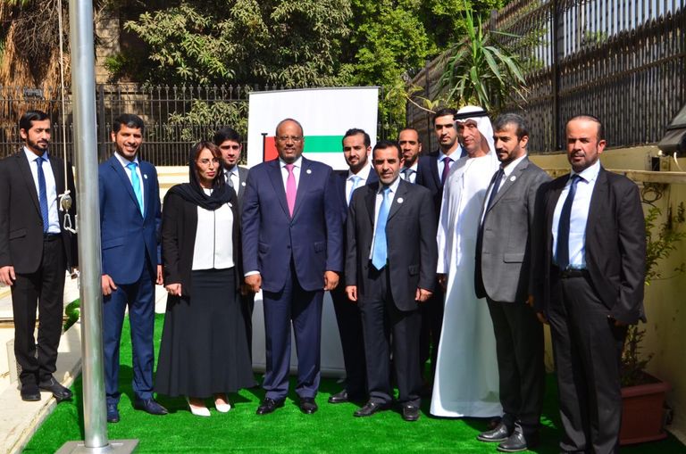 سفارة الإمارات بالقاهرة تحتفل بيوم العلم