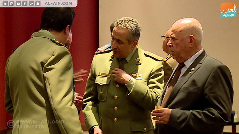 سفير مصر والمحلق العسكري وحرماهما بالجزائر