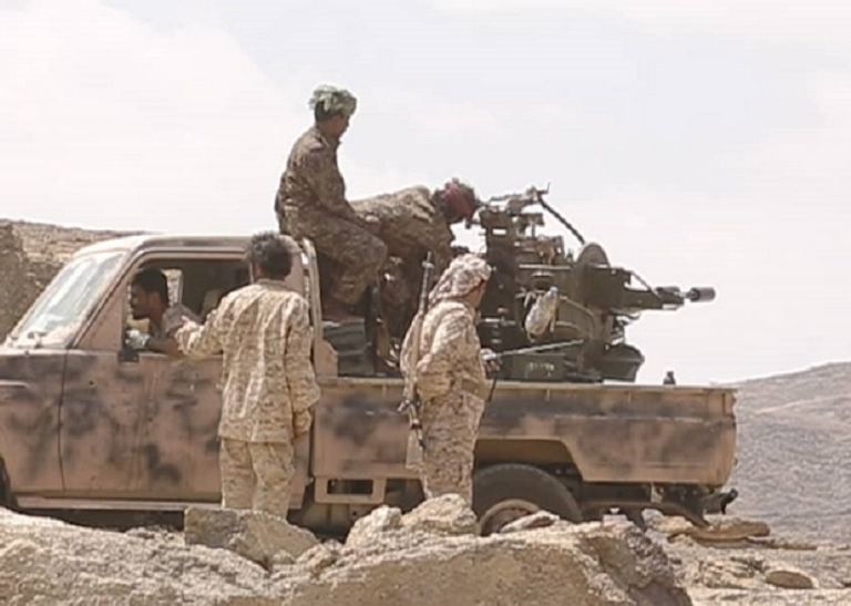 قوات الجيش اليمني في جبهة الملاجم بالبيضاء قوات الجيش اليمني في جبهة الملاجم بالبيضاء