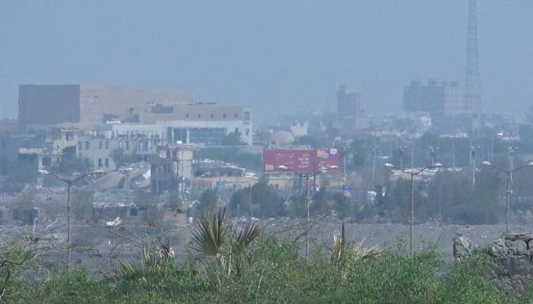 صور أولية للأحياء الغربية لمدينة الحديدة