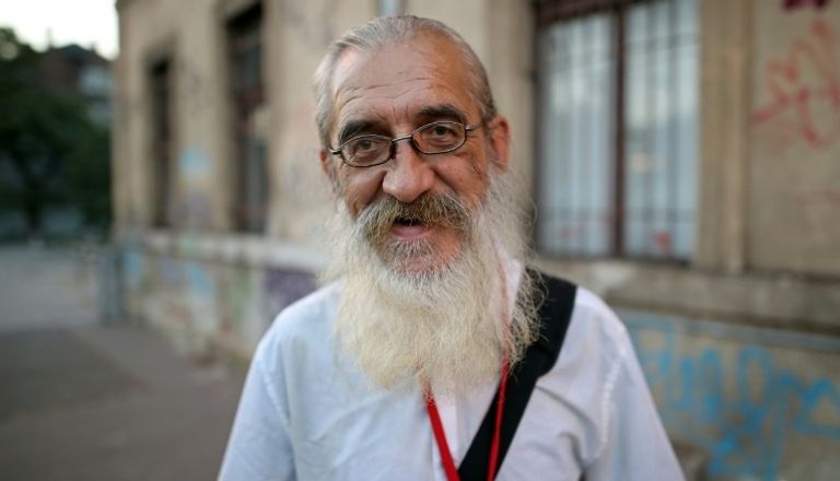 ميله مرفاي خلال إحدى جولاته