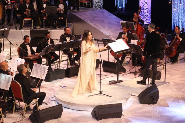 المطربة التونسية لطيفة في حفل الأوبرا المصرية - صورة أرشيفية