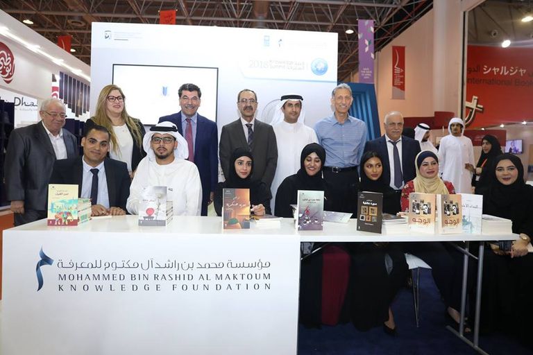 برنامج "دبي الدولي للكتابة" يطلق 3 روايات بمعرض الشارقة