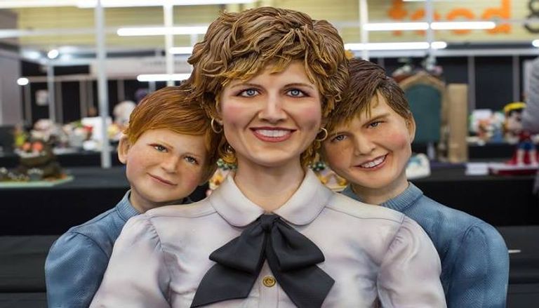 250 ساعة عمل و300 بيضة لصنع كيك الأمير هاري وميجان