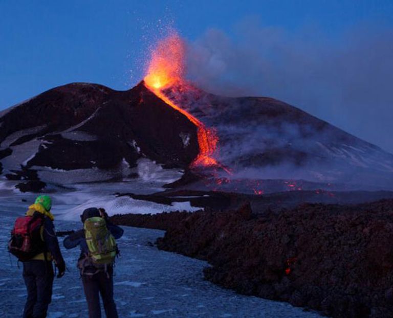 جبل إتنا في جزيرة صقلية
