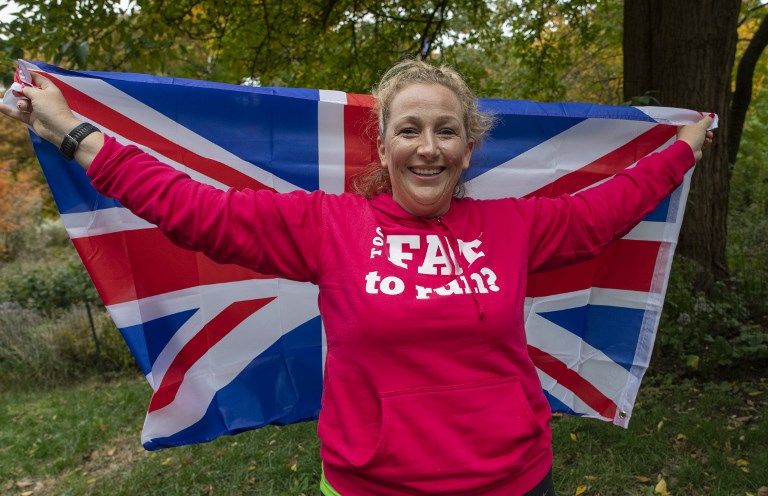 بريطانية تتحدى الأفكار النمطية بالجري