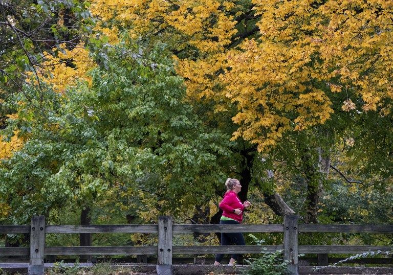 بريطانية تتحدى الأفكار النمطية بالجري