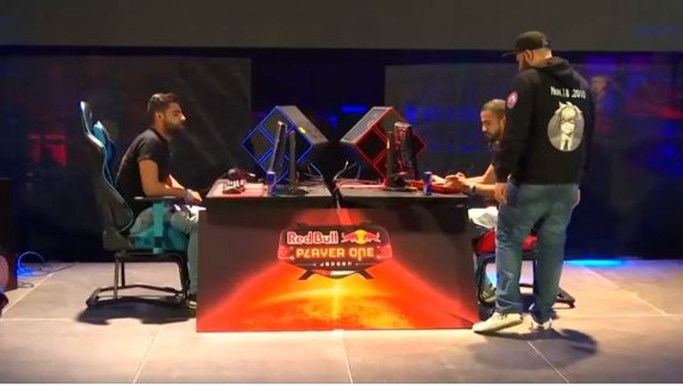 أردني يصعد للمشاركة في بطولة دولية لألعاب الفيديو بالبرازيل