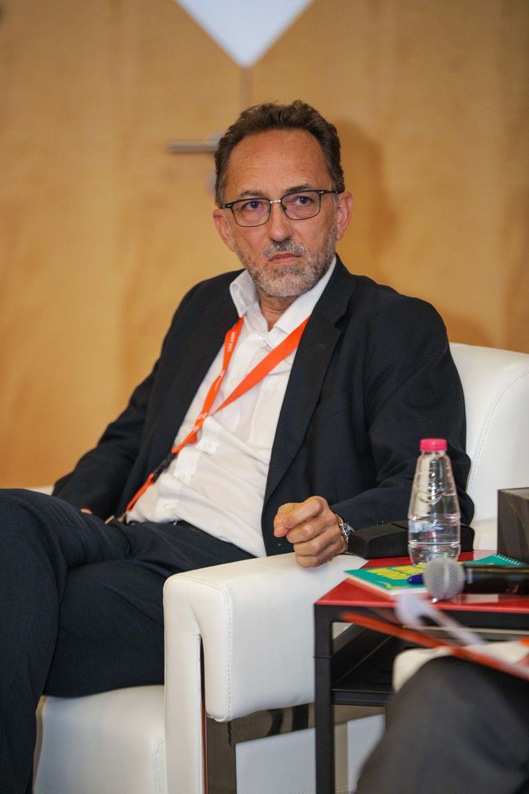 جانب من ندوة مجلس أمناء جائزة "ترجمان" 