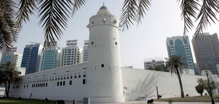 افتتاح قصر الحصن في أبوظبي 7 ديسمبر