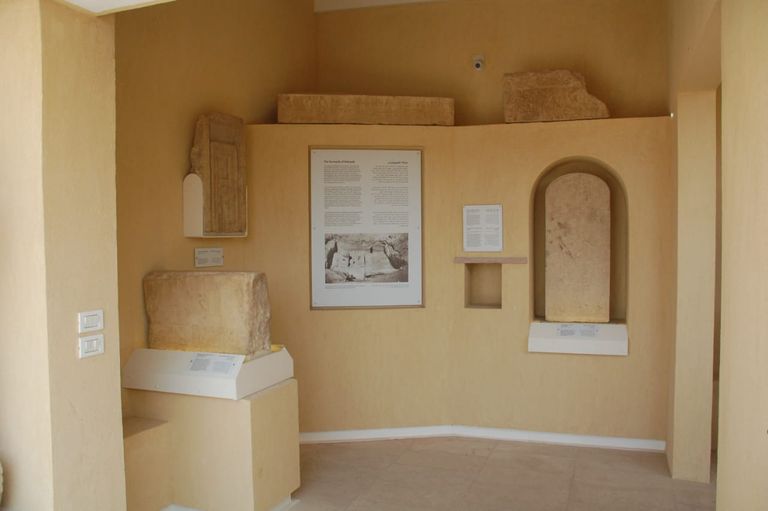 كشف أثري جديد بمعبد الشمس في منطقة المطرية المصرية