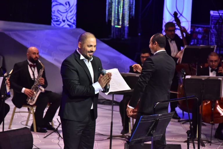 المطرب اللبناني رامي عياش خلال الحفل
