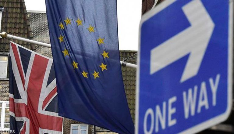 البريطانيون يتراجعون ويؤيدون البقاء في الاتحاد الأوروبي