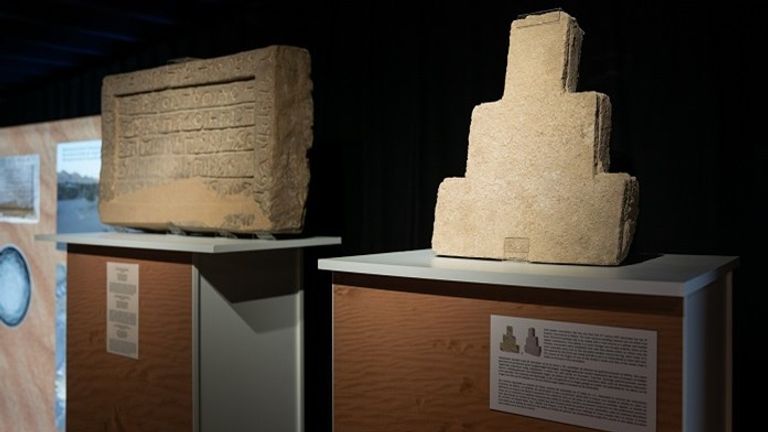 حاكم الشارقة يفتتح معرض مليحة في بروكسل