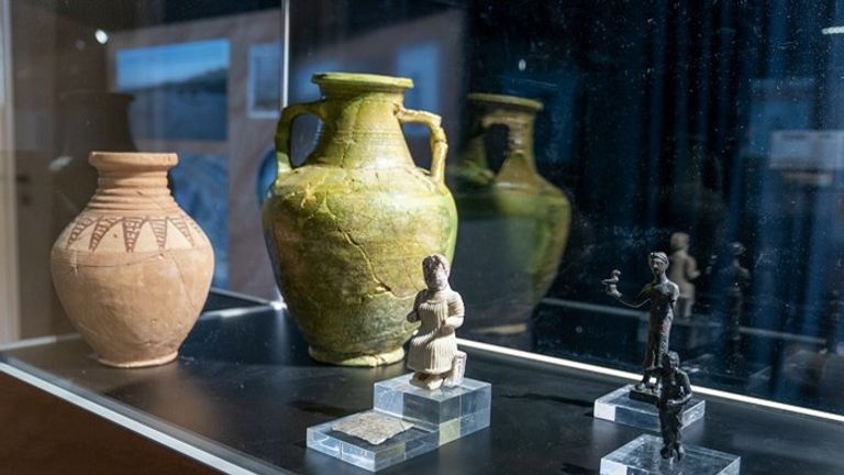 حاكم الشارقة يفتتح معرض مليحة في بروكسل