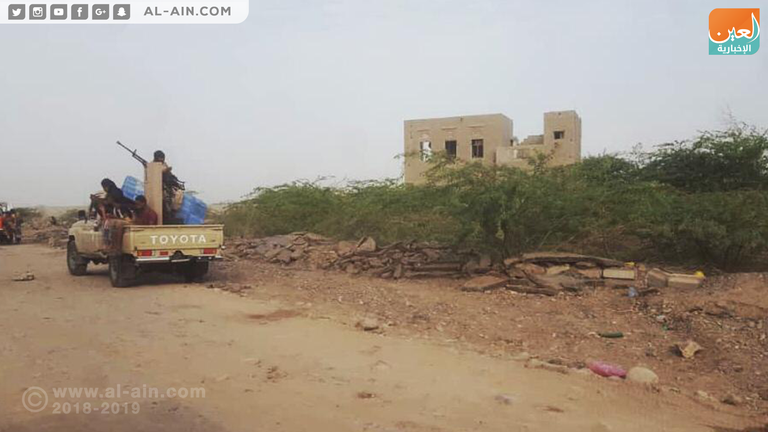 الحوثيون يلجأون إلى خدعة الخنادق الملغومة في الحديدة