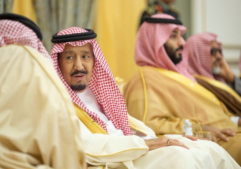 خادم الحرمين الشريفين يدشن عددا من المشروعات بمنطقة حائل