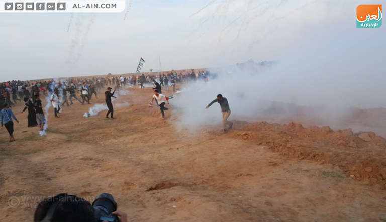 مواجهات بين الفلسطينيين وقوات الاحتلال جانب من المشاركين في جمعة
