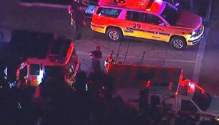 صورة من موقع الحادث الحزن يسيطر على أسر ضحايا إطلاق النار الجماعي في كاليفورنيا- رويترز