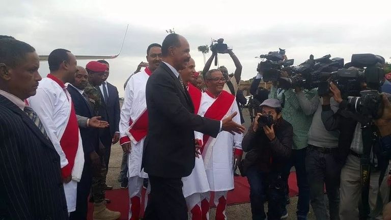 الرئيس الصومالي لدي وصولهما اليوم 