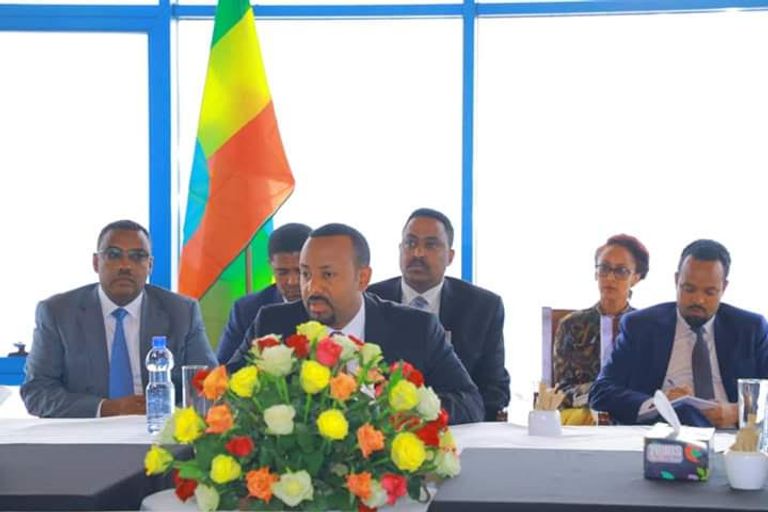 رئيس الوزراء الإثيوبي آبي أحمد خلال القمة