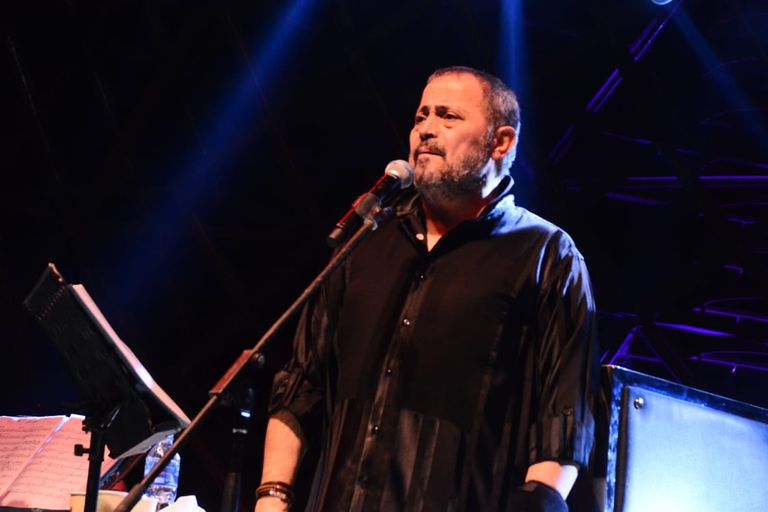 جورج وسوف أثناء الحفل