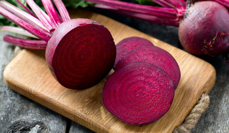 البنجر أغذية غنية بحمض الفوليك