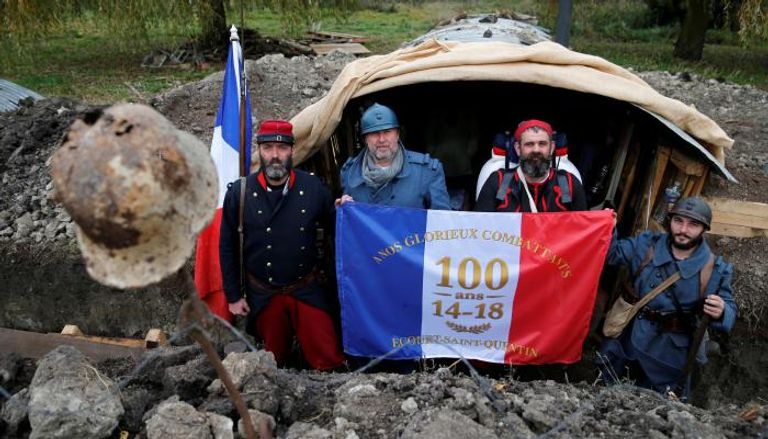 فرنسيون يحاكون أحداث الحرب العالمية الأولى في ذكرى مرور 100 عام عليها