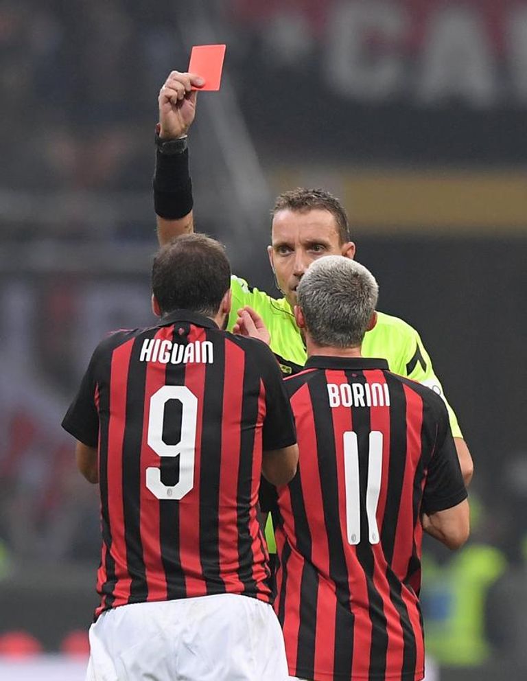 تعرض هيجوايين للطرد