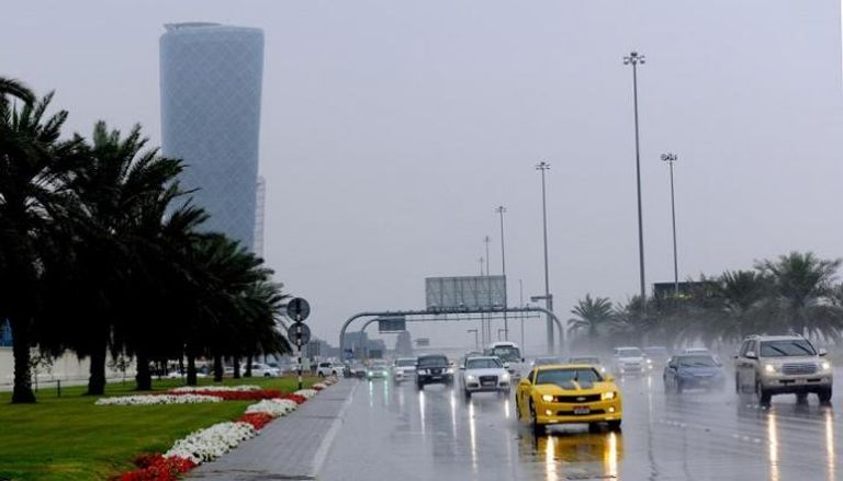طقس ممطر في الإمارات - صورة أرشيفية