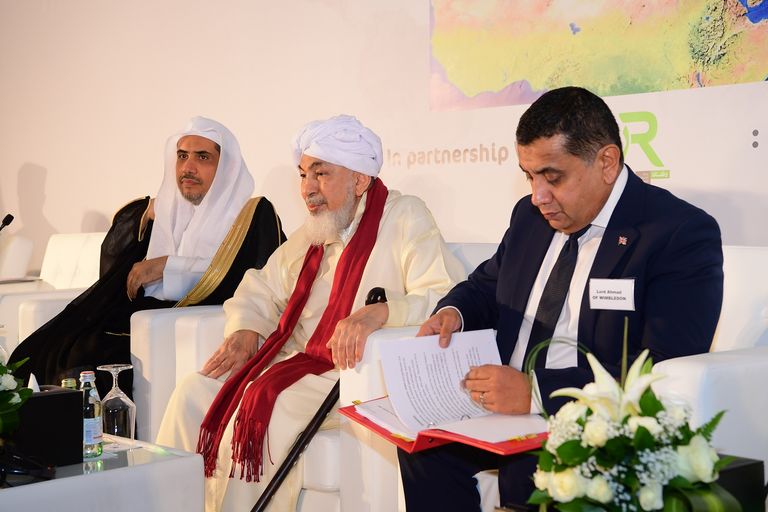 اللورد طارق أحمد يشيد بدور الإمارات القيادي في تعزيز ثقافة التسامح