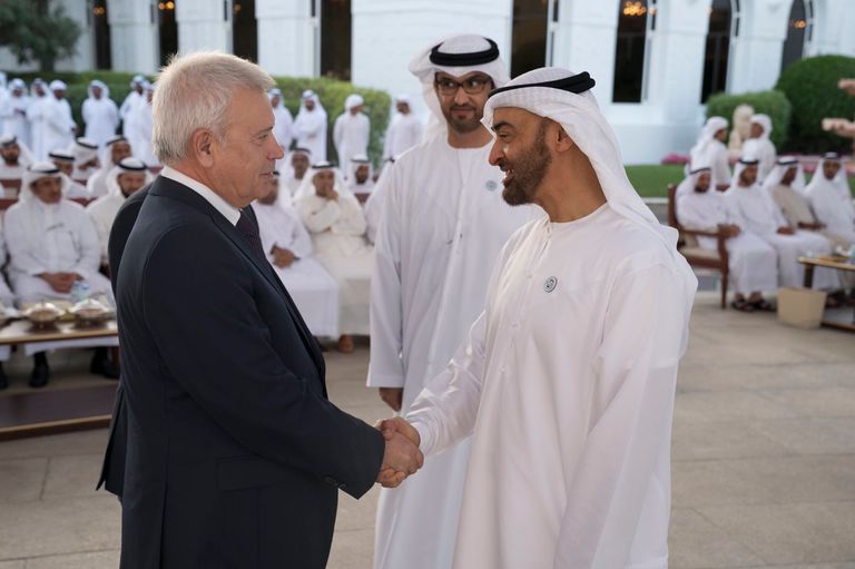 الشيخ محمد بن زايد يستقبل عددا من رؤساء شركات النفط