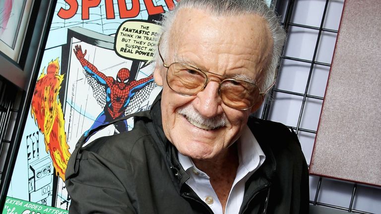 ستان لي رحل عن عالمنا بعد أن ترك إرثا ضخما من الشخصيات